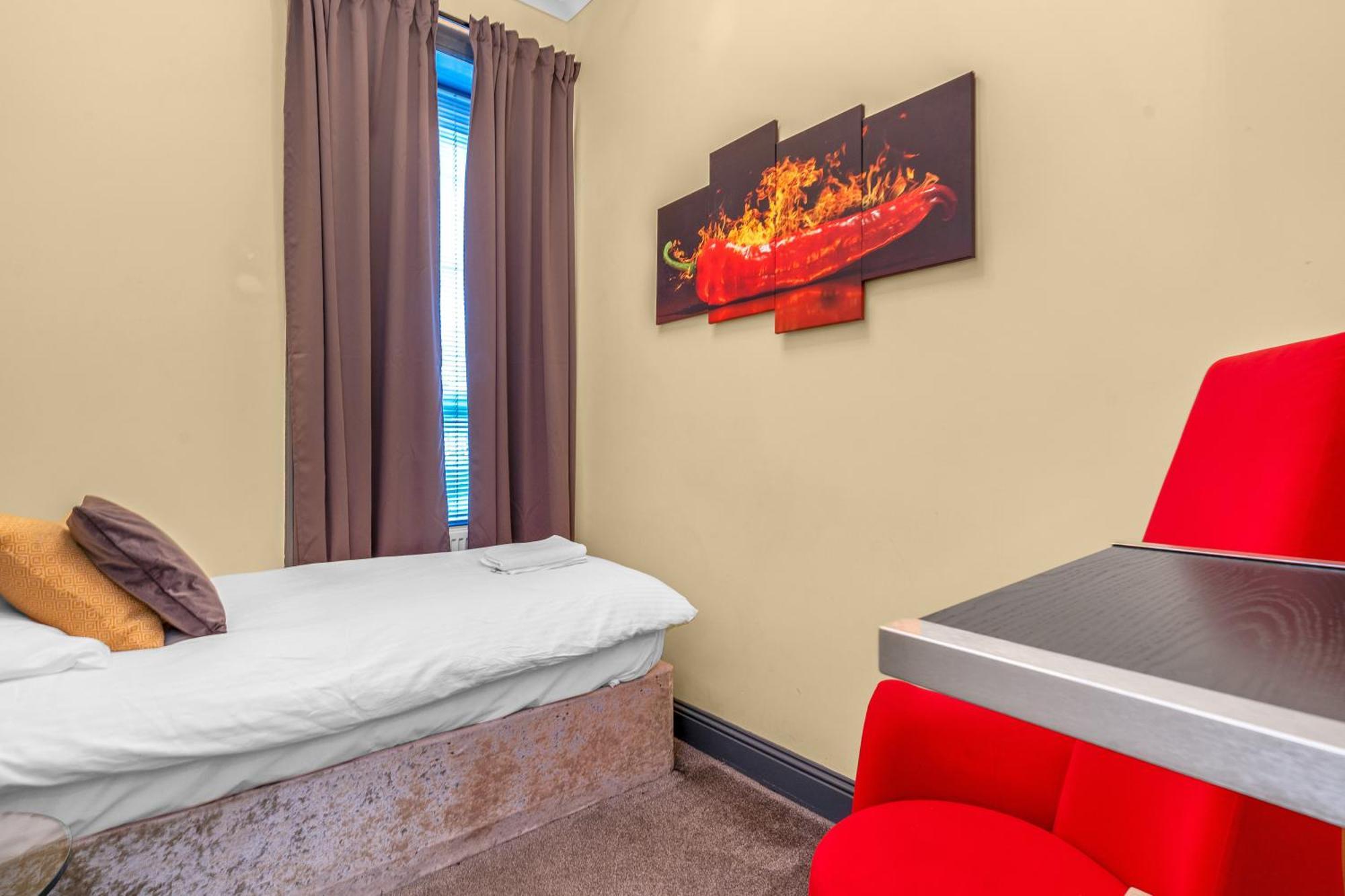 אדינבורו Cosy Modern City Centre Flat מראה חיצוני תמונה