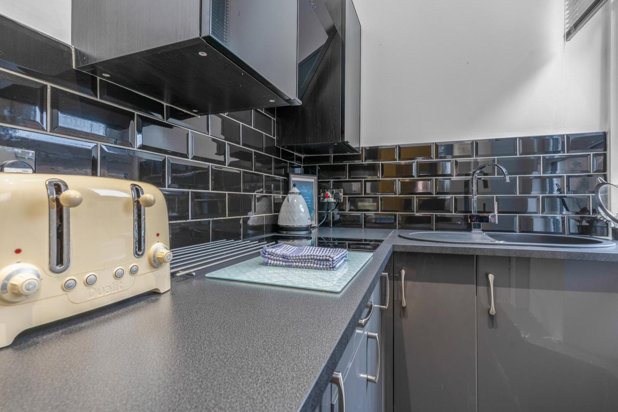 אדינבורו Cosy Modern City Centre Flat מראה חיצוני תמונה